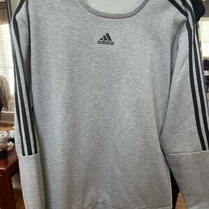 Adidas Men's Gray Crewneck Sweatshirt